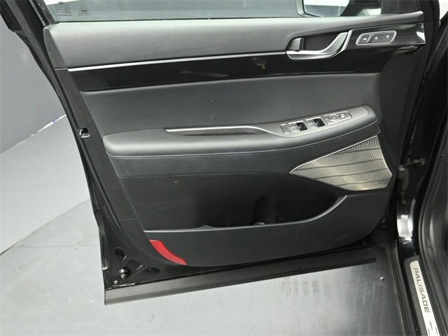 Used 2022 Hyundai Palisade Limited w/ Cargo Package image 37