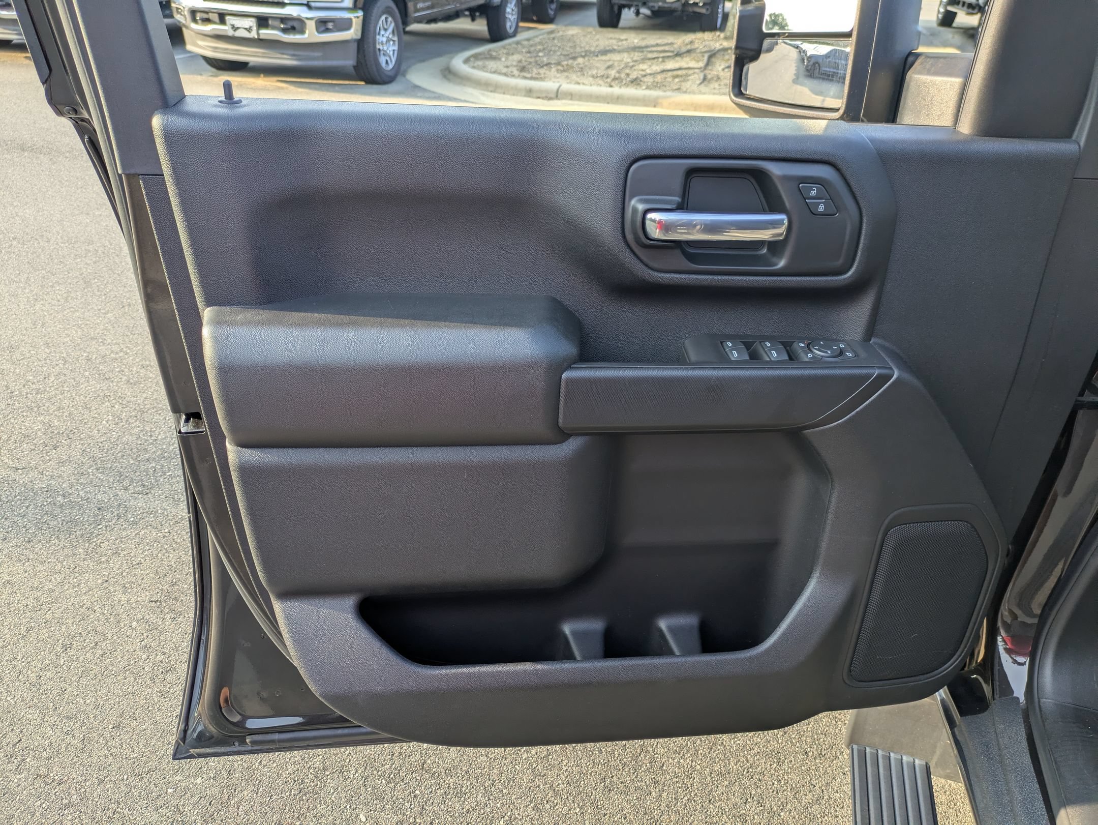 Used 2020 GMC Sierra 3500 4x4 Crew Cab w/ Gooseneck/5TH Wheel Package image 15
