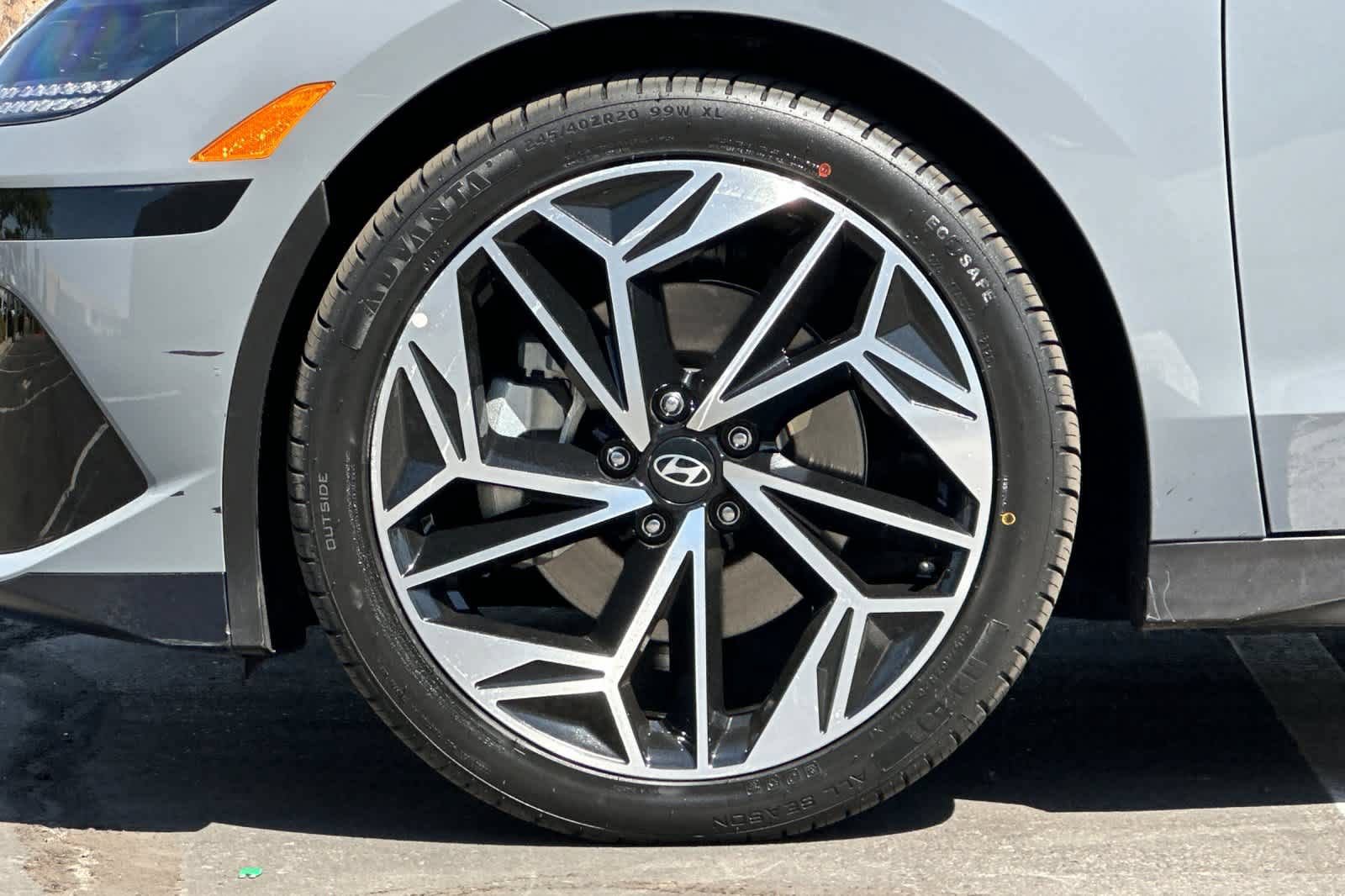 Used 2023 Hyundai Ioniq 6 SEL AWD/4WD image 27
