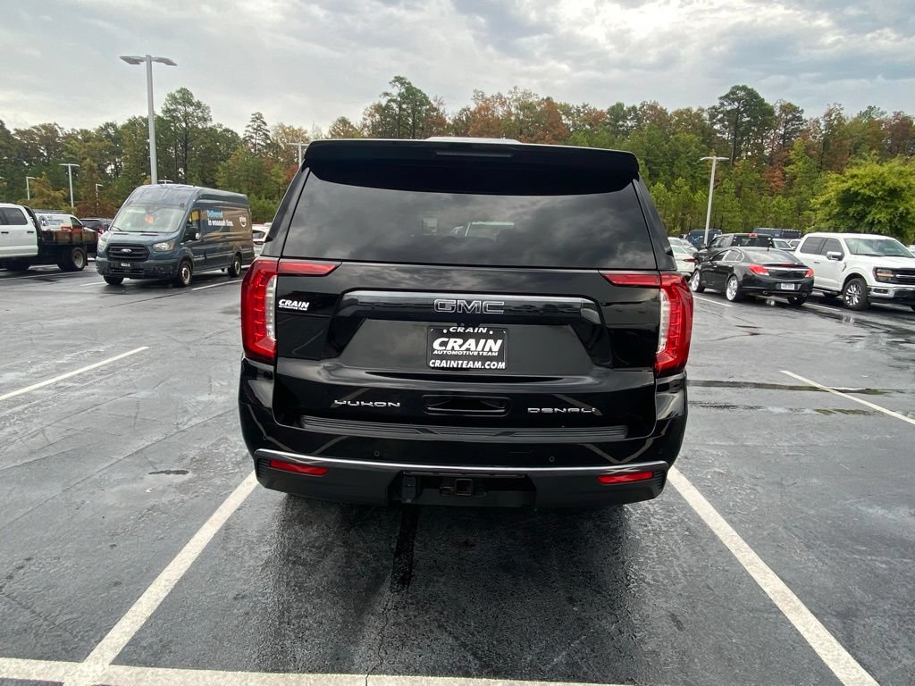 Used 2024 GMC Yukon XL Denali Ultimate AWD/4WD image 6