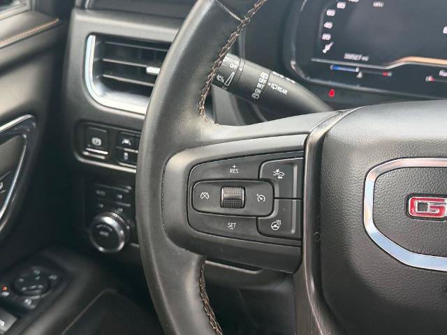 Used 2024 GMC Yukon XL AT4 w/ Technology Package AWD/4WD image 17
