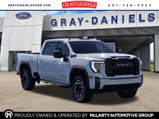Used 2024 GMC Sierra 2500 AT4 w/ AT4 Premium Plus Package AWD/4WD 360° Tour