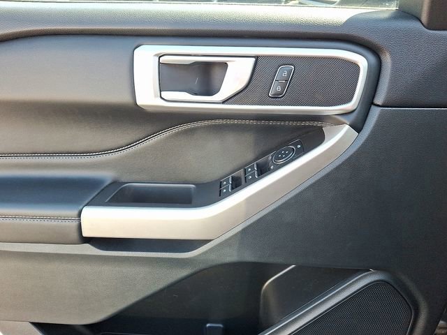 Certified 2023 Ford Explorer XLT w/ Equipment Group 202A image 14