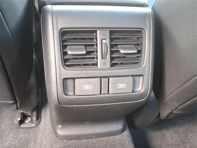 Used 2021 Honda Accord Touring image 11