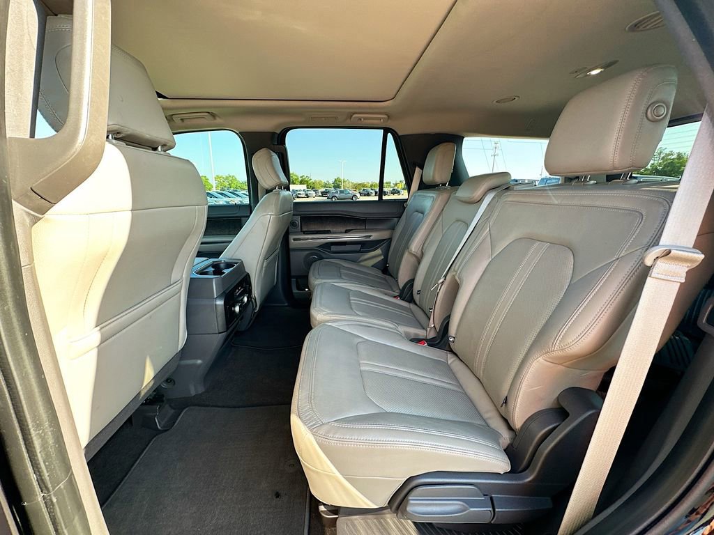 Certified 2019 Ford Expedition Limited w/ Equipment Group 302A AWD/4WD image 17