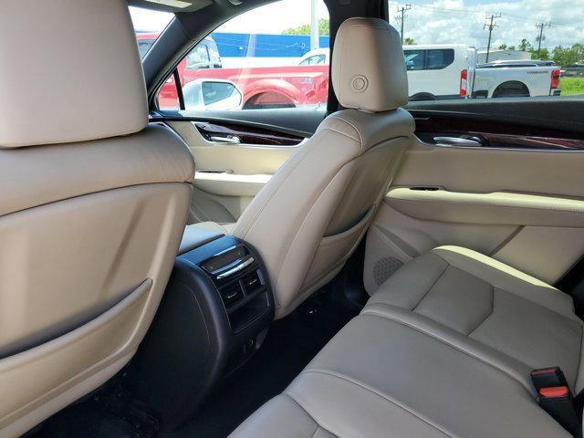 Used 2018 Cadillac XT5 Premium Luxury image 15