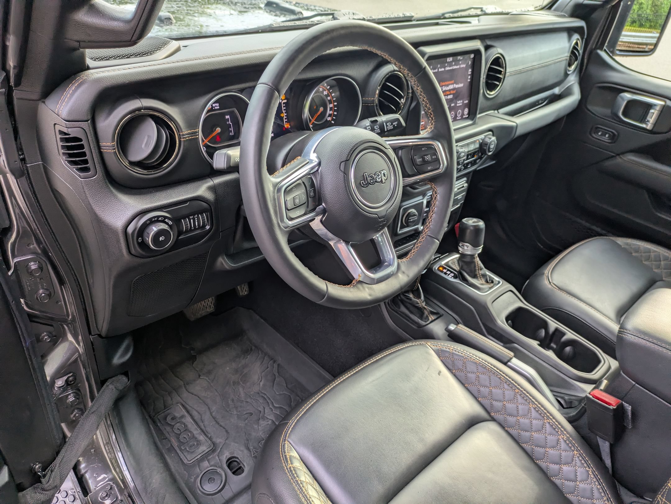 Used 2021 Jeep Wrangler Unlimited Sahara AWD/4WD image 14