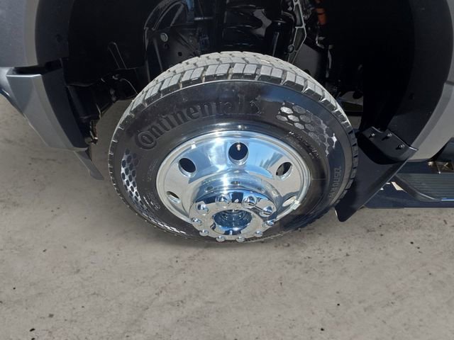 Certified 2025 Ford F450 Platinum w/ FX4 Off-Road Package AWD/4WD image 14