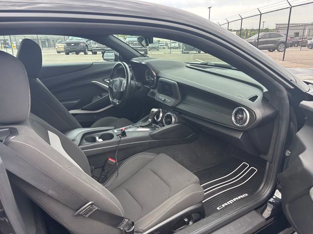 Used 2020 Chevrolet Camaro LS image 8