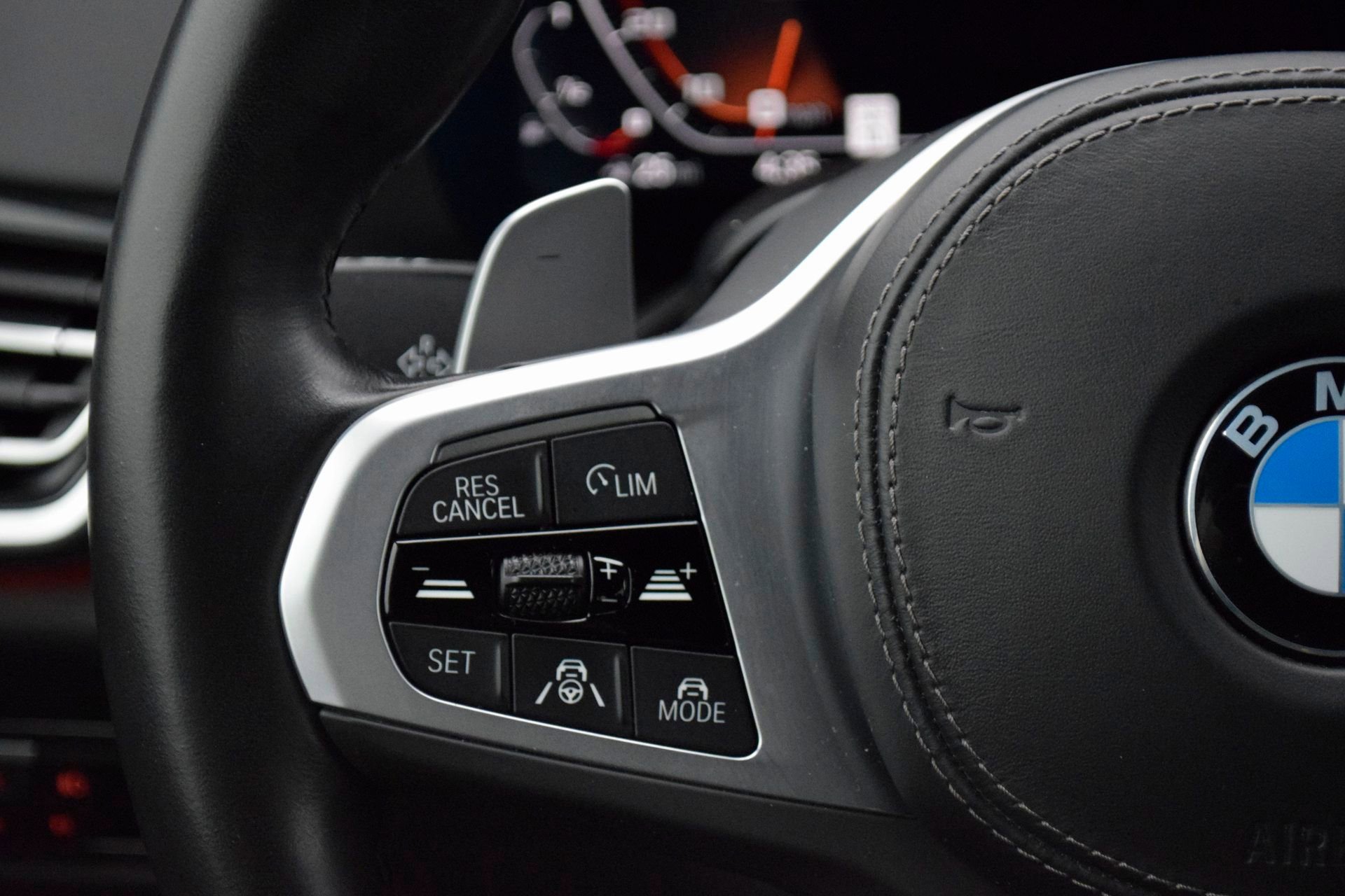 Used 2022 BMW X5 M50i w/ Executive Package image 13