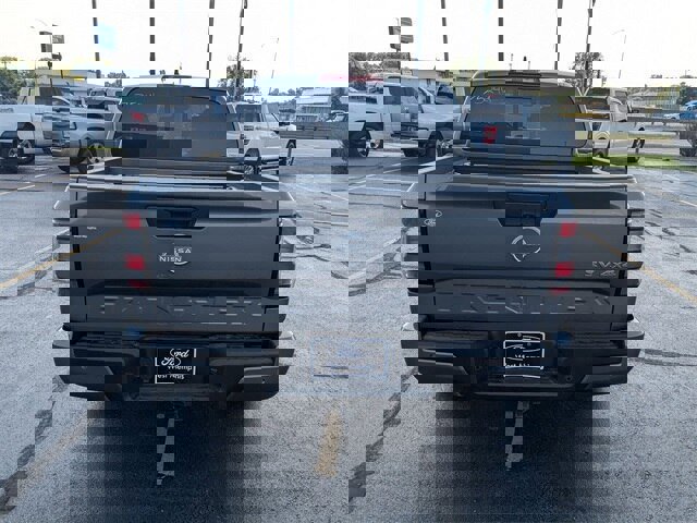 Used 2024 Nissan Frontier SV w/ SV Convenience Package image 4