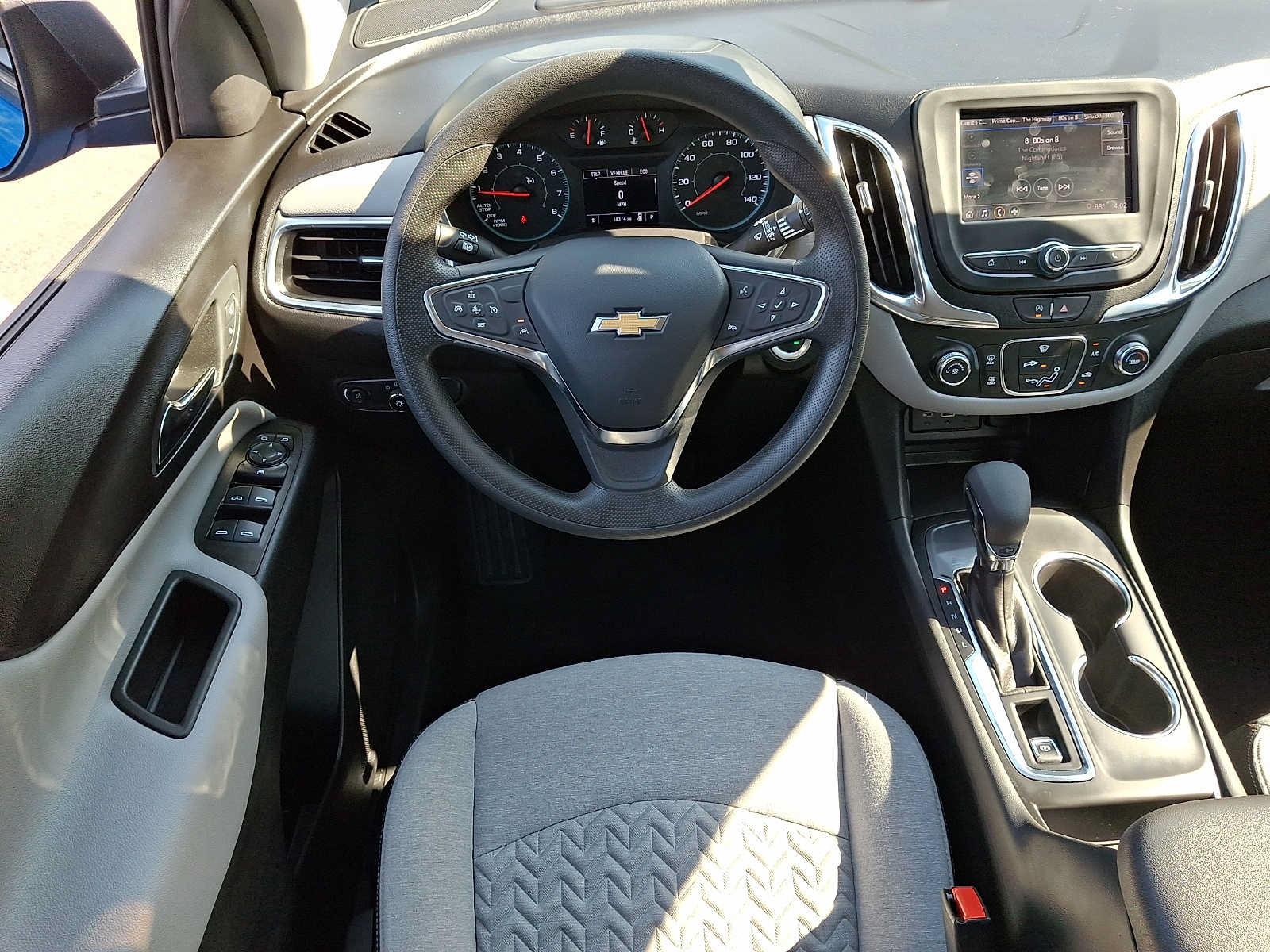 Used 2024 Chevrolet Equinox LS FWD image 11