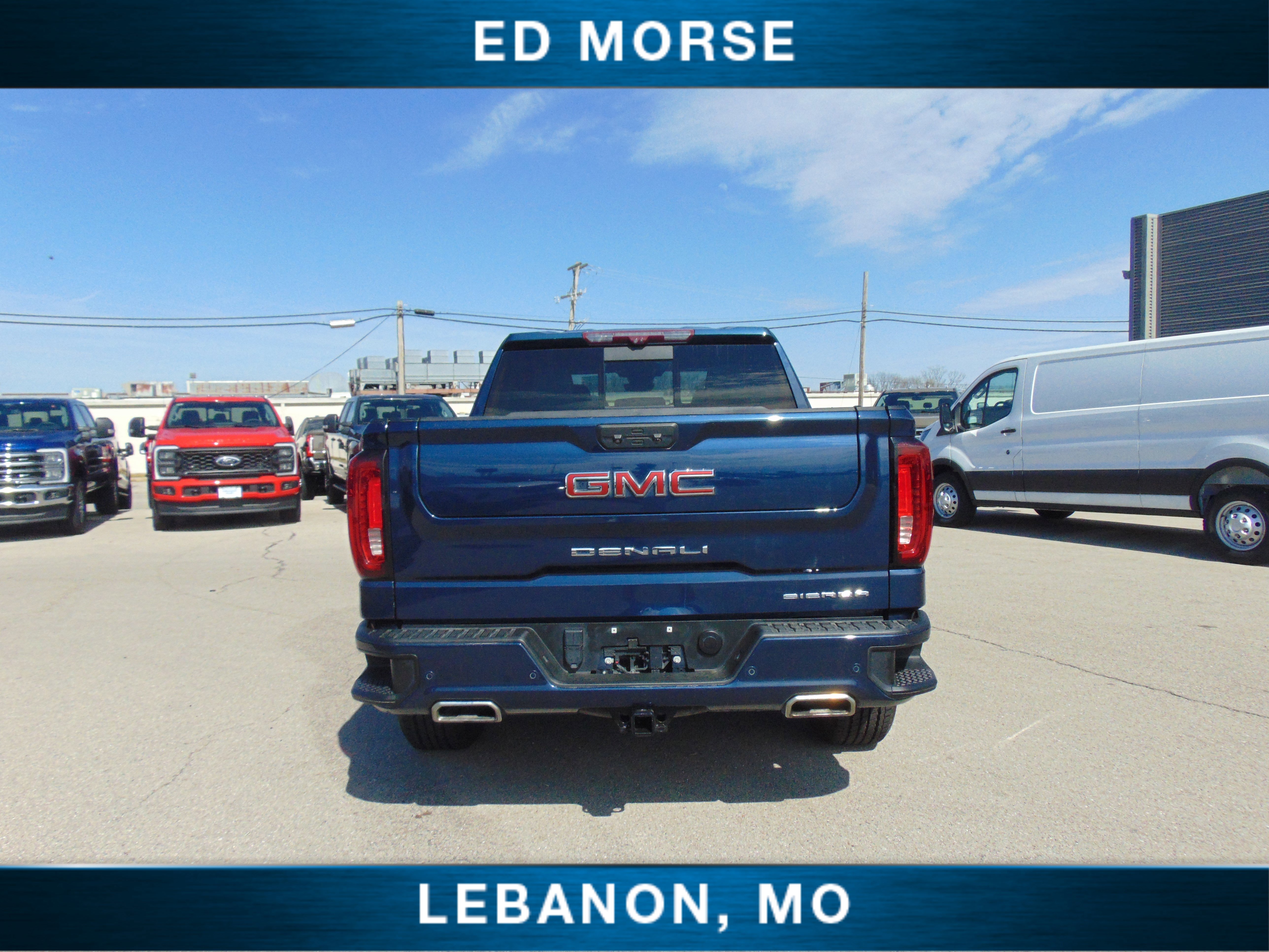 Used 2023 GMC Sierra 1500 Denali w/ Technology Package AWD/4WD image 7