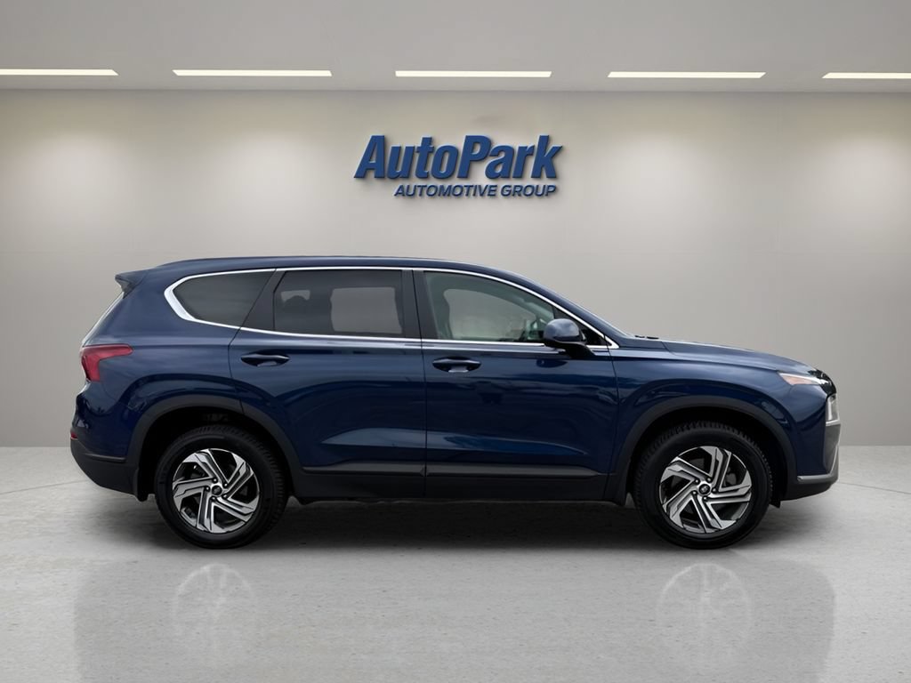 Used 2021 Hyundai Santa Fe SE AWD/4WD image 9