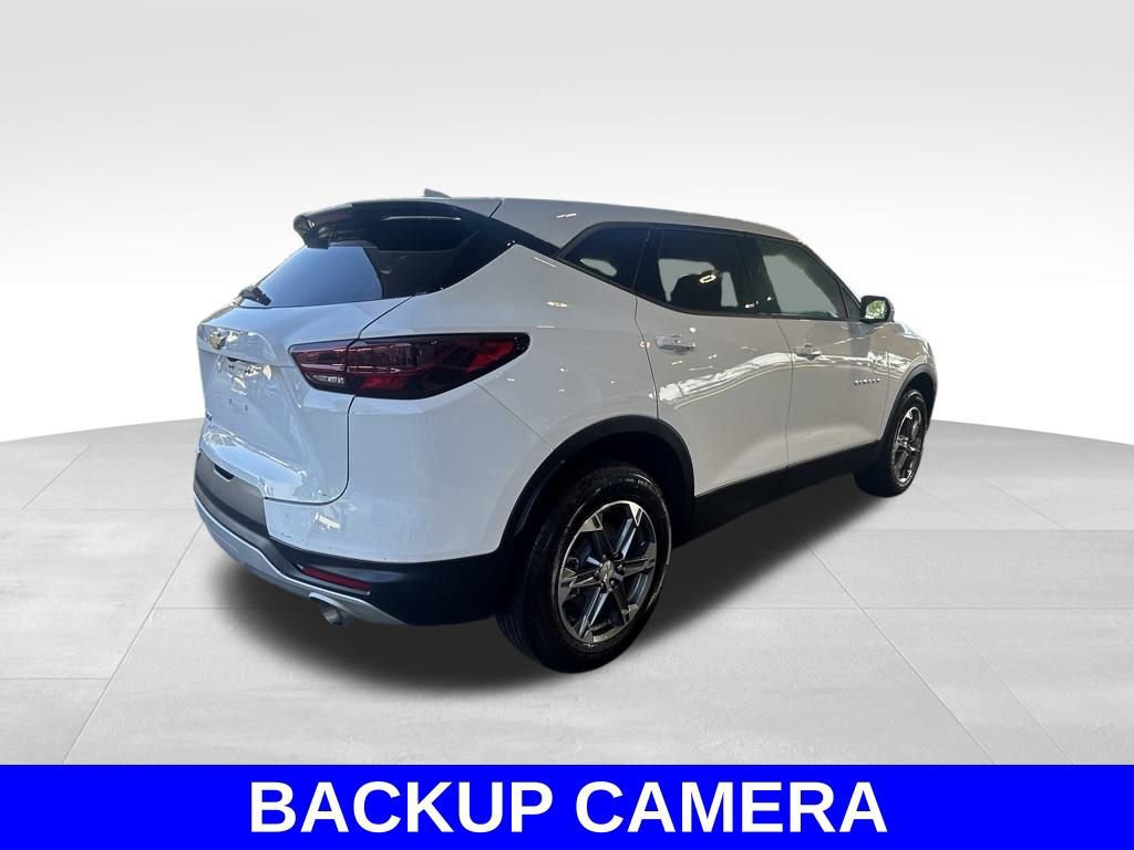 Used 2025 Chevrolet Blazer LT video 3