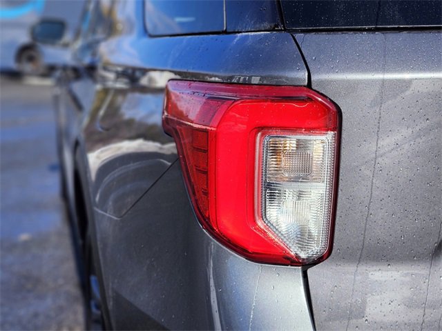 Certified 2023 Ford Explorer XLT w/ Equipment Group 202A image 9