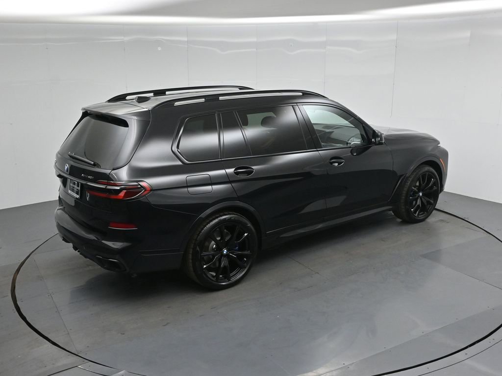 Used 2026 BMW X7 xDrive40i w/ Executive Package AWD/4WD image 42
