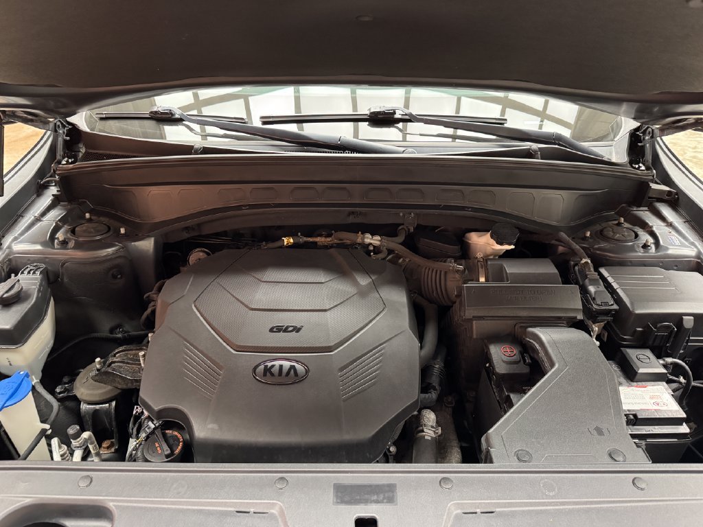 Used 2020 Kia Telluride S w/ S 8 Passenger Seating Package FWD image 29