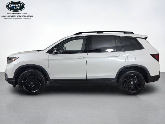 Used 2024 Honda Passport Black Edition image 6