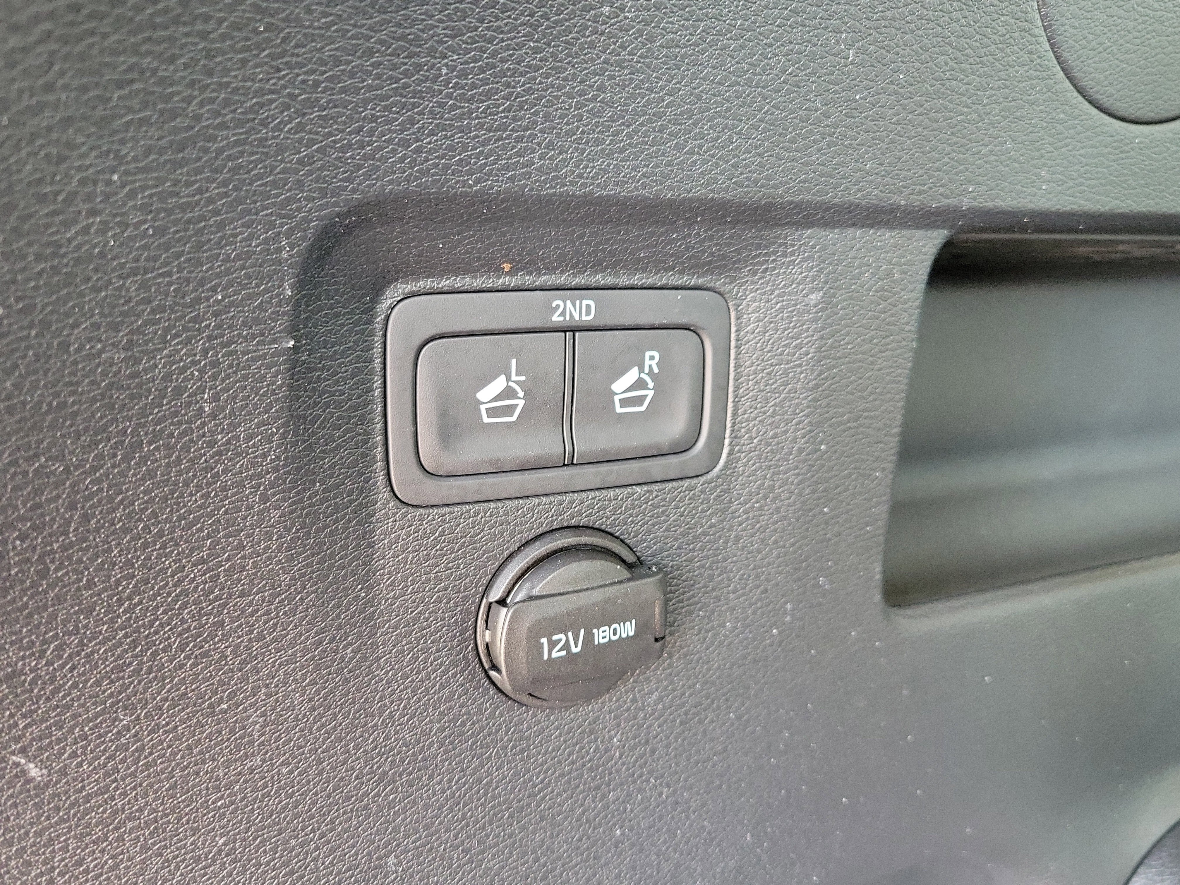 Used 2021 Kia Telluride S image 33