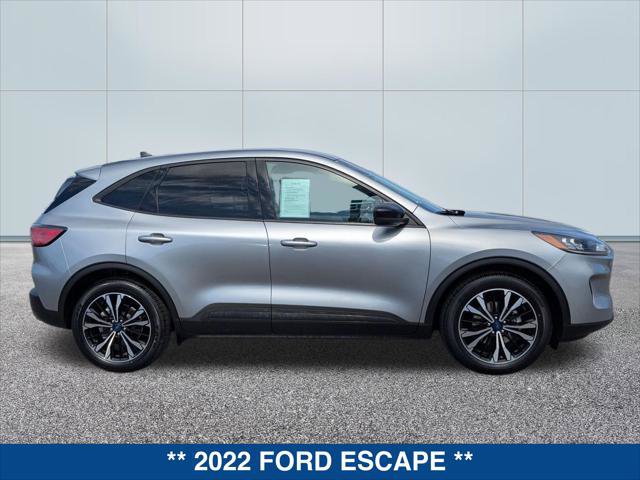 Certified 2022 Ford Escape SE w/ SE Sport Appearance Package image 6