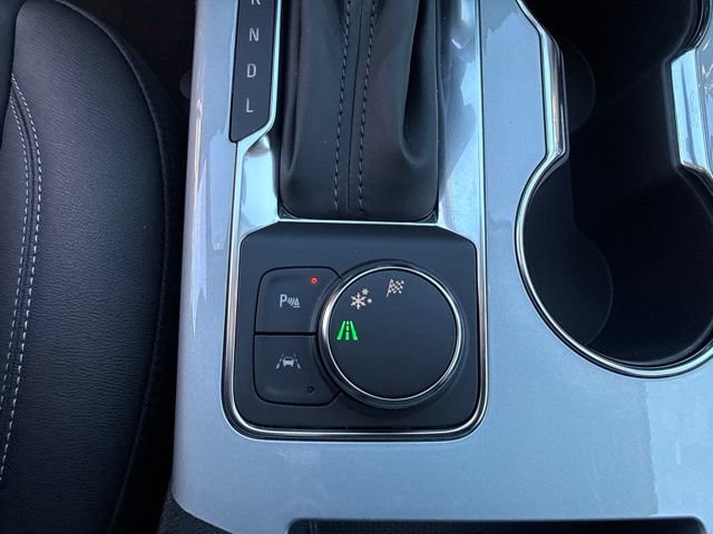 Used 2026 Chevrolet Blazer LT FWD image 32