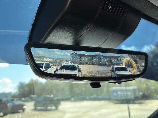 Used 2025 GMC Sierra 2500 Denali Ultimate image 27