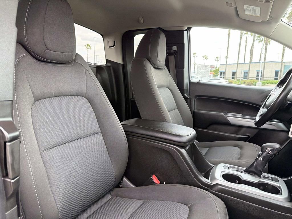 Used 2022 Chevrolet Colorado LT w/ Fleet Safety Package image 20