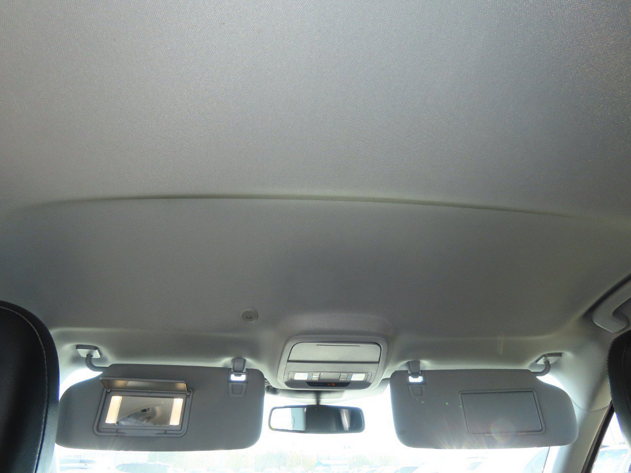 Certified 2022 Ford Explorer XLT w/ Equipment Group 202A image 23