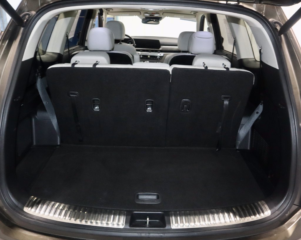 Used 2023 Kia Telluride SX FWD image 15