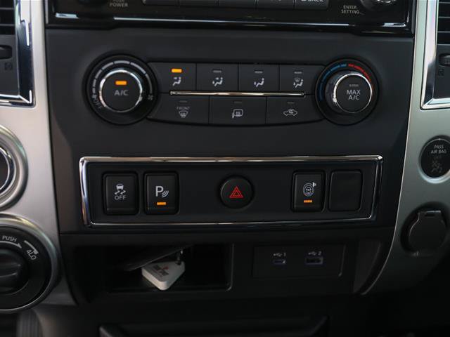Used 2021 Nissan Titan SV AWD/4WD image 40