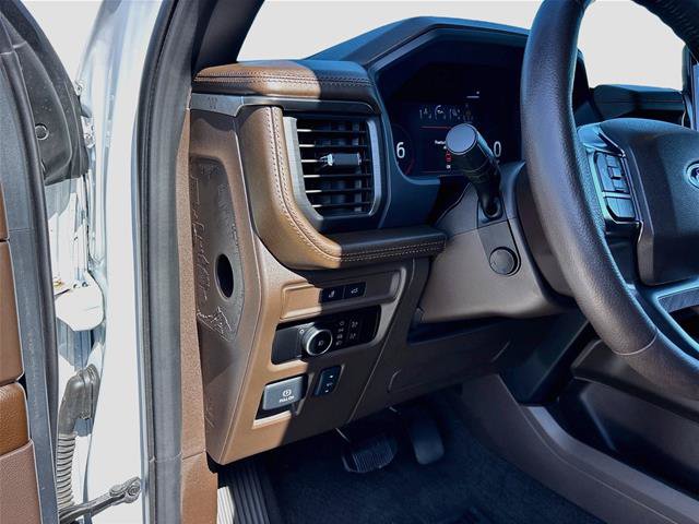 Certified 2024 Ford Expedition Max King Ranch RWD image 11