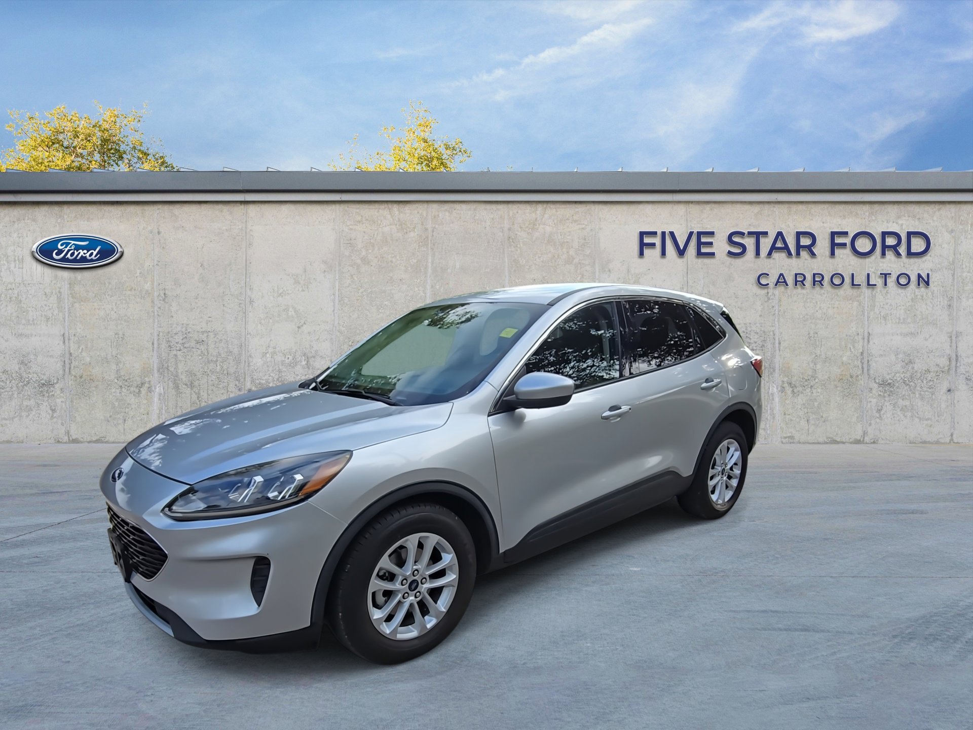 Certified 2020 Ford Escape SE image 4