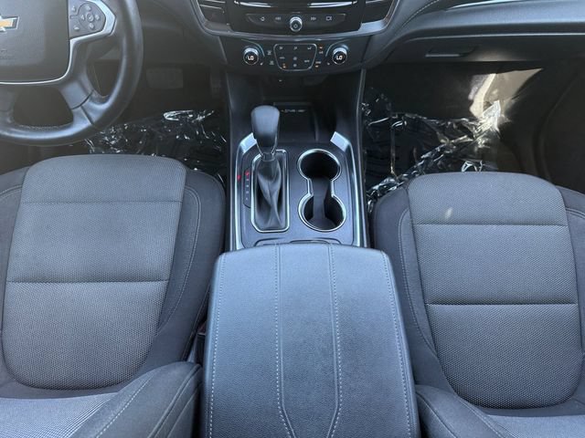 Used 2023 Chevrolet Traverse LT FWD image 6