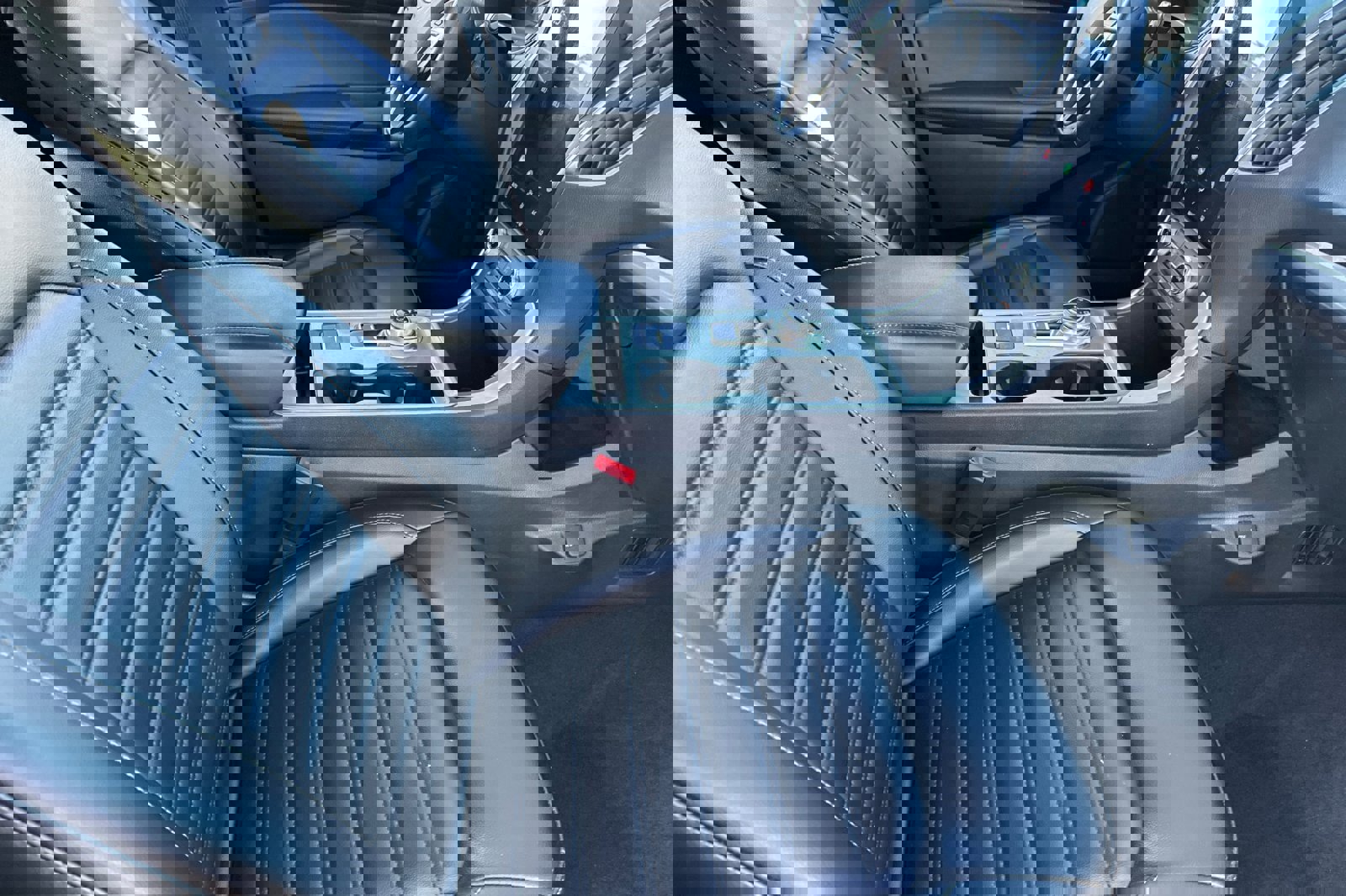 Certified 2023 Ford Edge SEL image 17