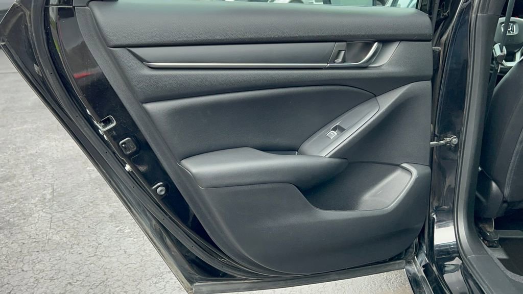 Used 2020 Honda Accord Sport image 29
