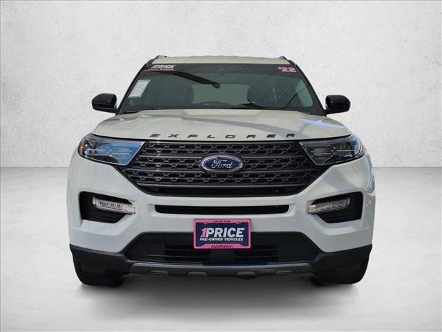 Certified 2022 Ford Explorer XLT w/ Equipment Group 202A AWD/4WD image 2