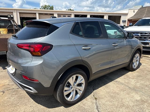 Used 2025 Buick Encore GX Preferred FWD image 2