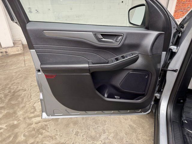 Certified 2024 Ford Escape Active image 11