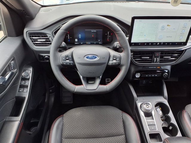 Certified 2023 Ford Escape ST-Line w/ Tech Pack #1 AWD/4WD image 6