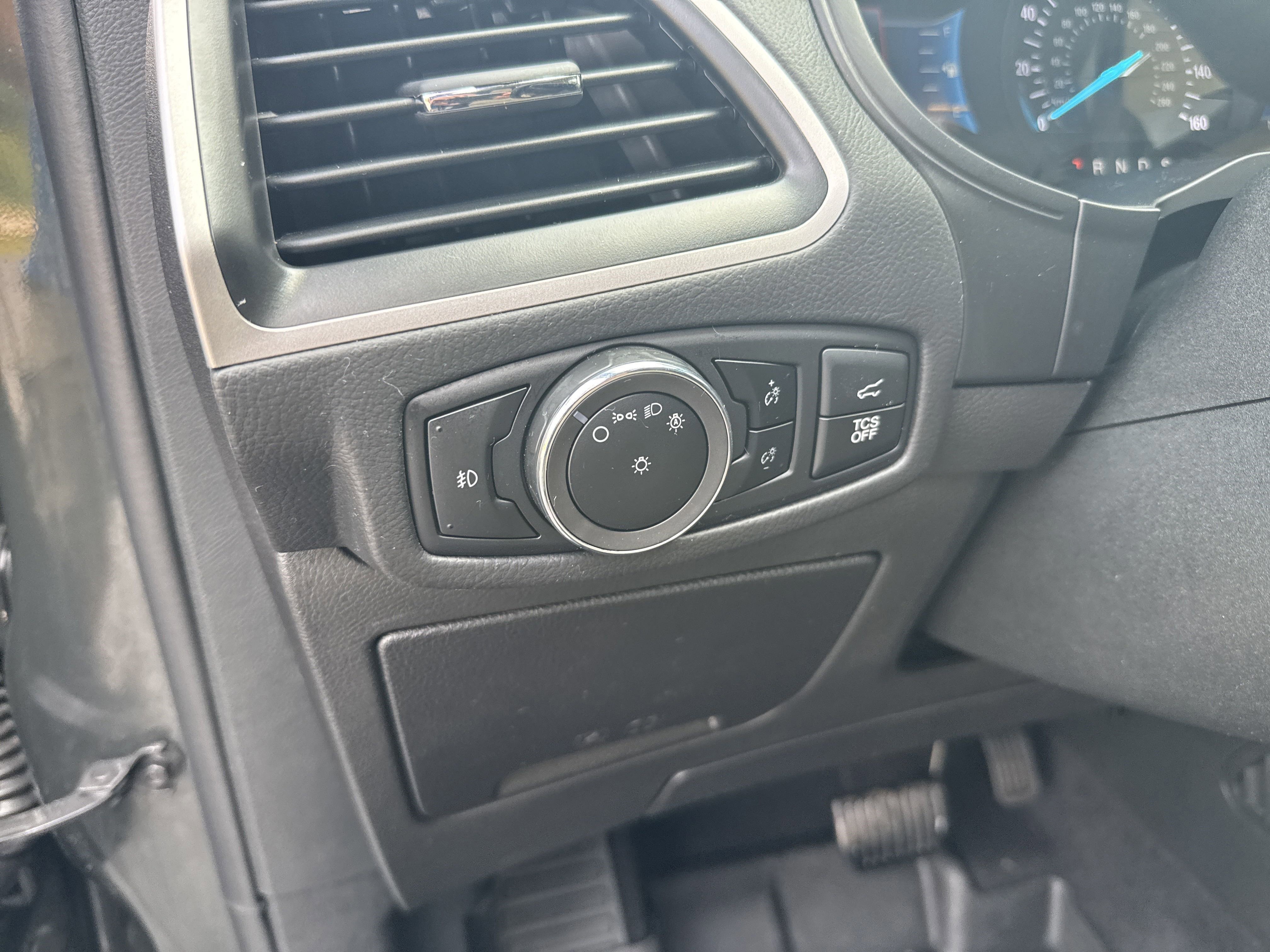 Certified 2023 Ford Edge SEL w/ Convenience Package image 32