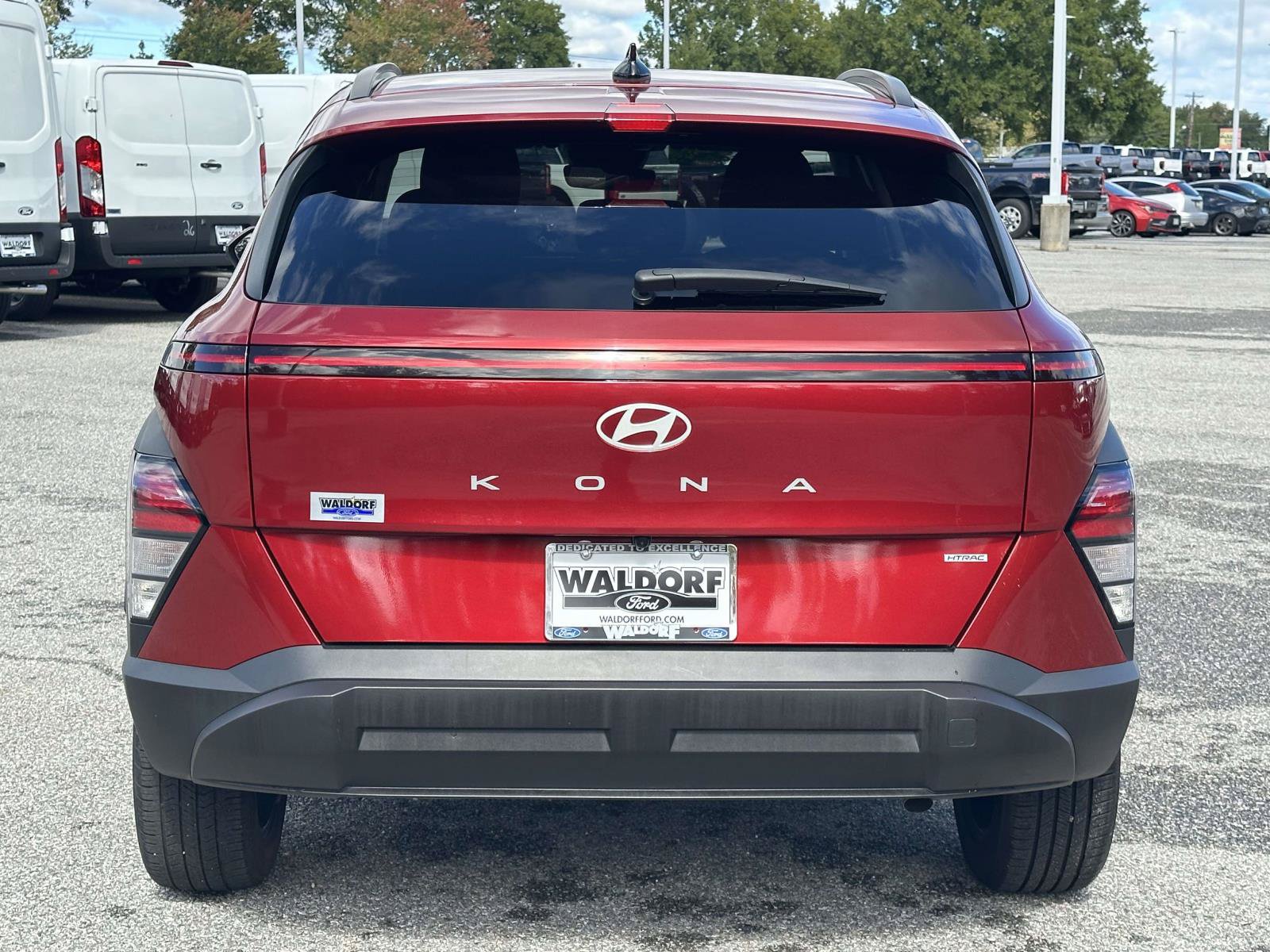Used 2025 Hyundai Kona SEL AWD/4WD image 5