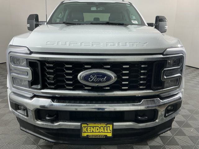 Certified 2025 Ford F450 Lariat w/ FX4 Off-Road Package image 7