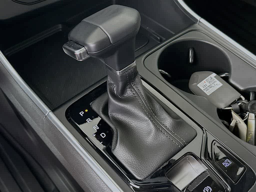 Used 2025 Kia Carnival SX Prestige FWD image 19