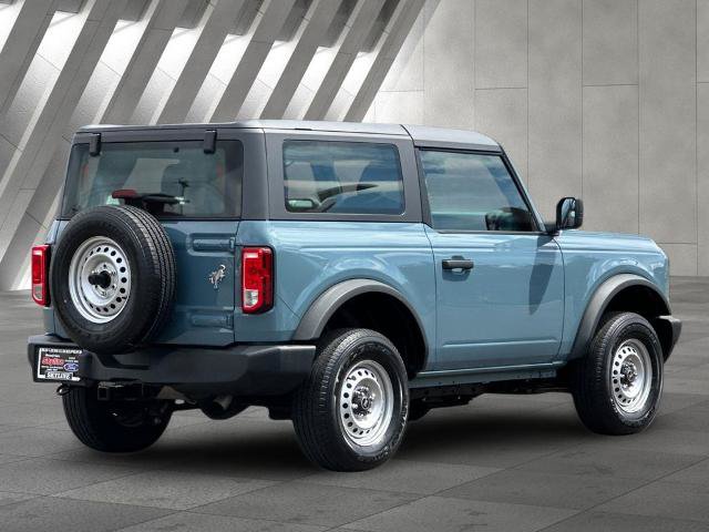 Certified 2023 Ford Bronco 2-Door AWD/4WD image 3