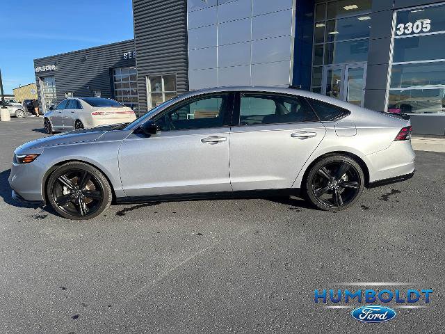 Used 2023 Honda Accord Sport image 2