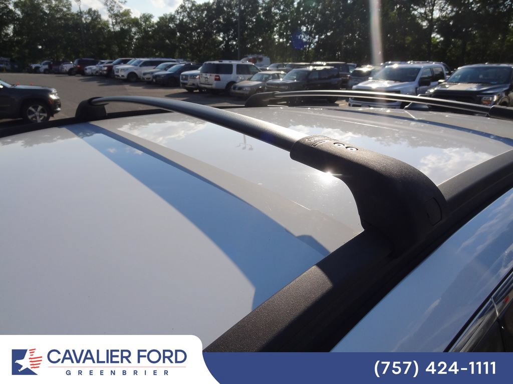 Certified 2022 Ford Escape SEL w/ Technology Package AWD/4WD image 19