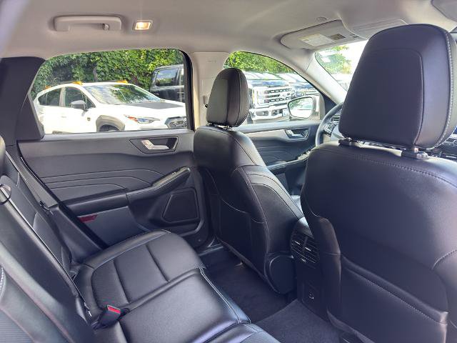 Certified 2022 Ford Escape SEL AWD/4WD image 4
