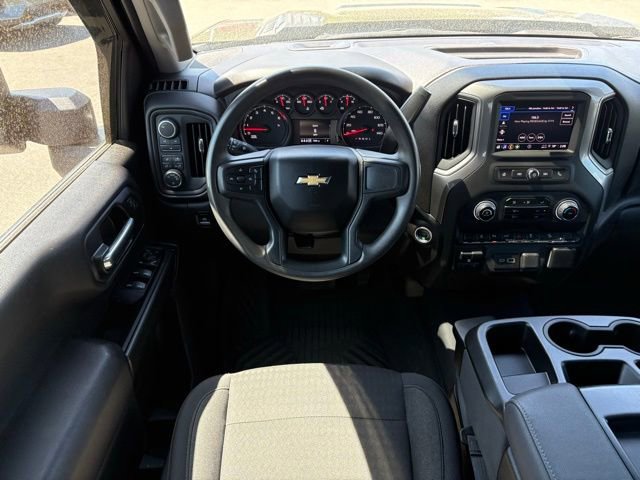 Used 2025 Chevrolet Silverado 2500 Custom w/ Custom Value Package image 13