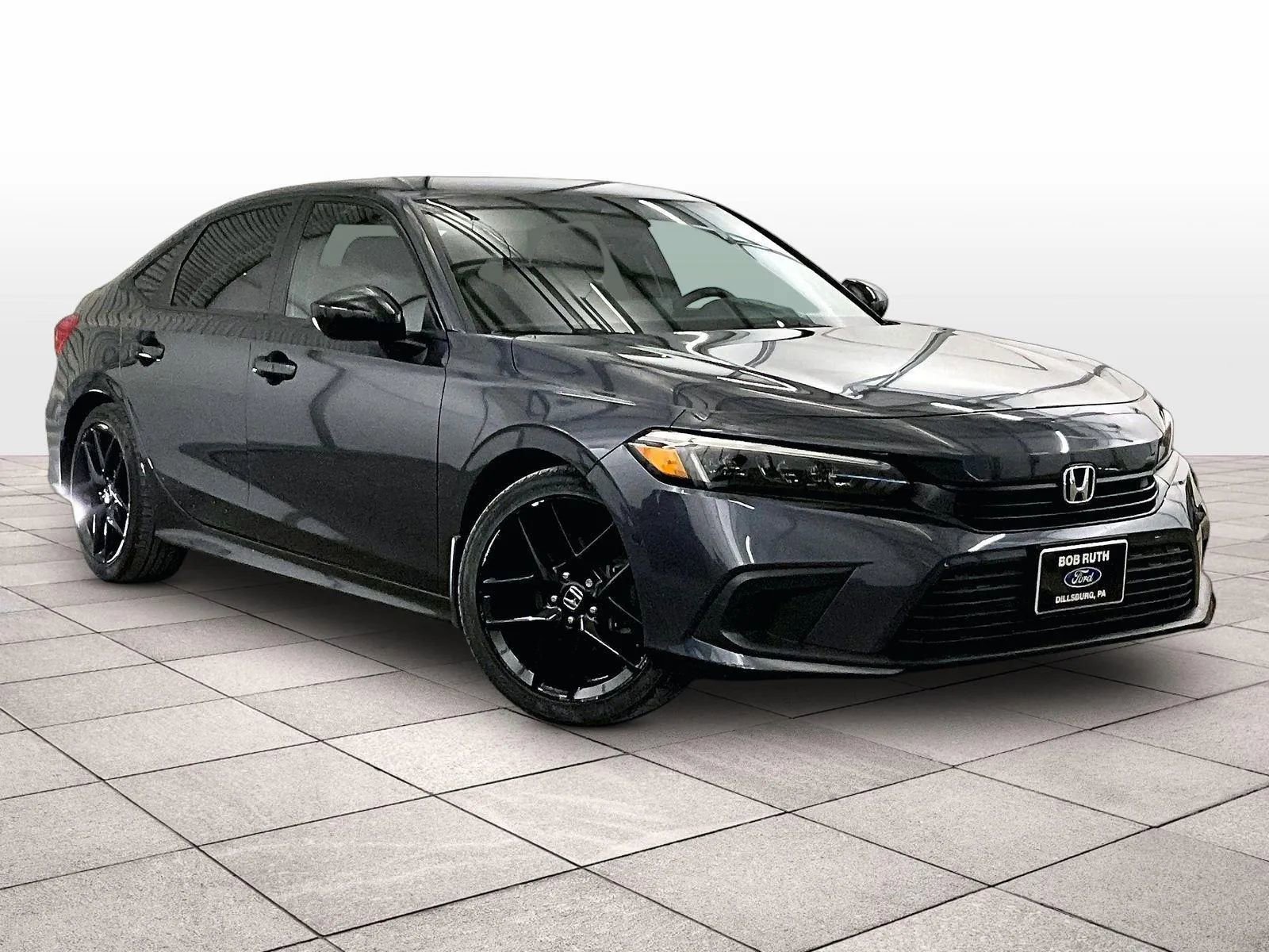 Used 2023 Honda Civic Sport image 2